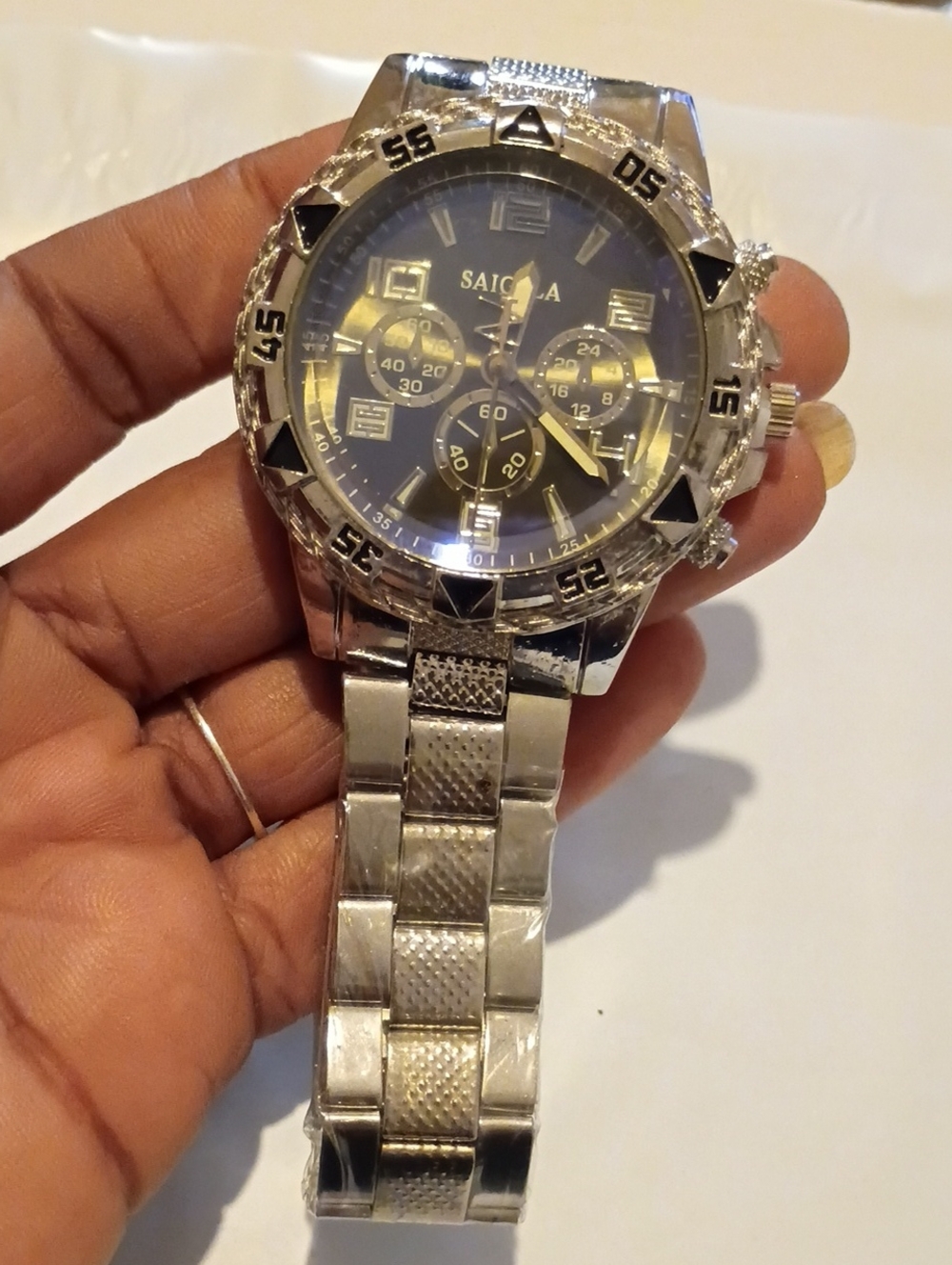 SAIGON Silver-Tone Men's Chronograph Watch